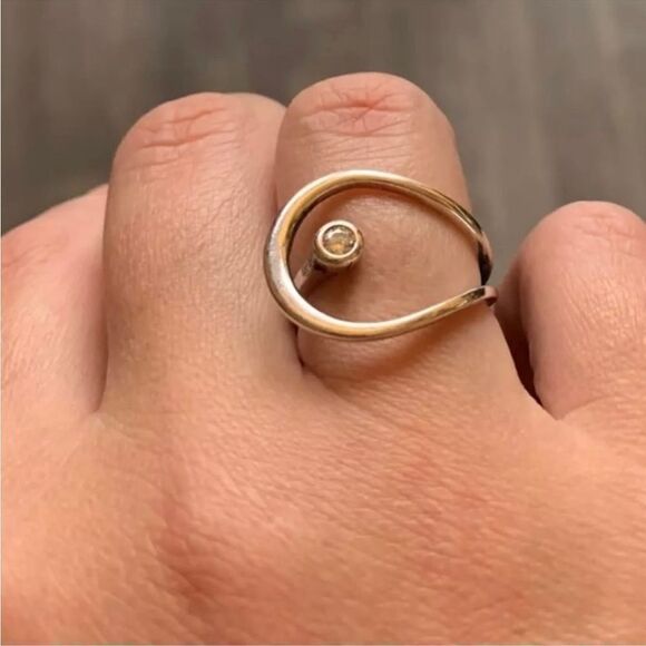 The Innovation Statement Ring adjustable 925 silver and cubic zirconia - Picture 2 of 7